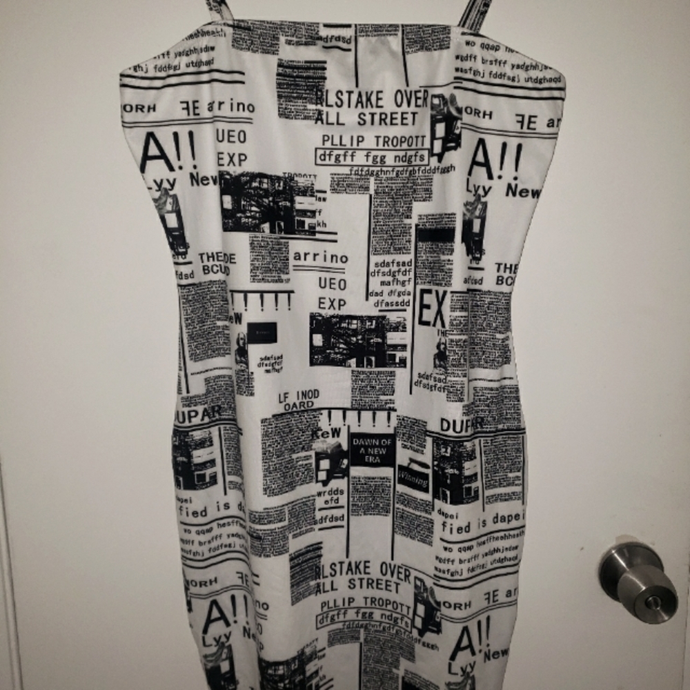 Bodycon Newsprint Mini Dress - NBW